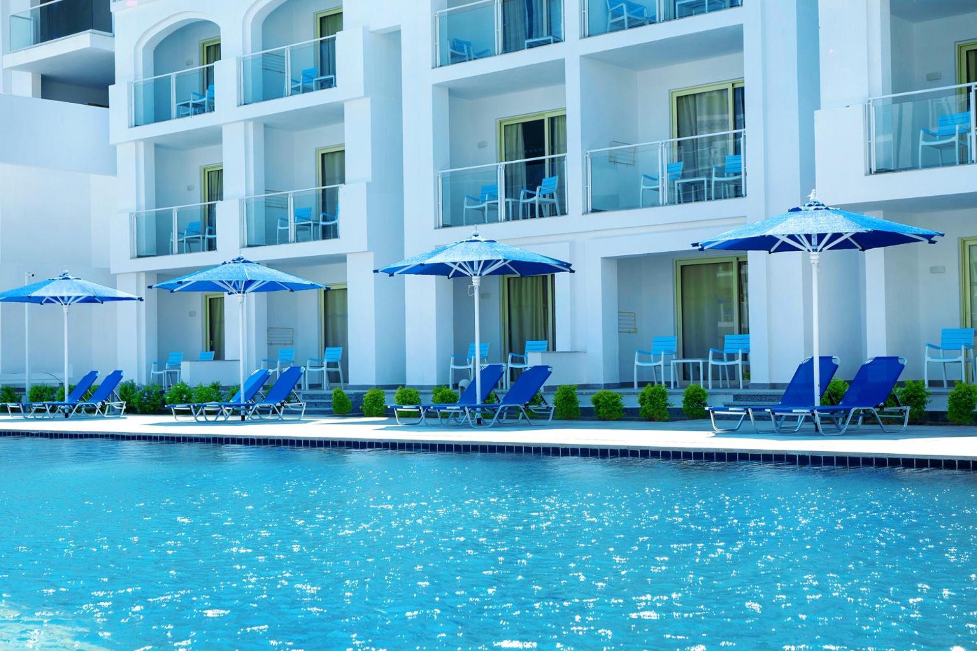 Pickalbatros Blu Spa Resort - Adults Friendly 16 Years Plus- Ultra All-Inclusive Hurghada Luaran gambar The swimming pool at the hotel